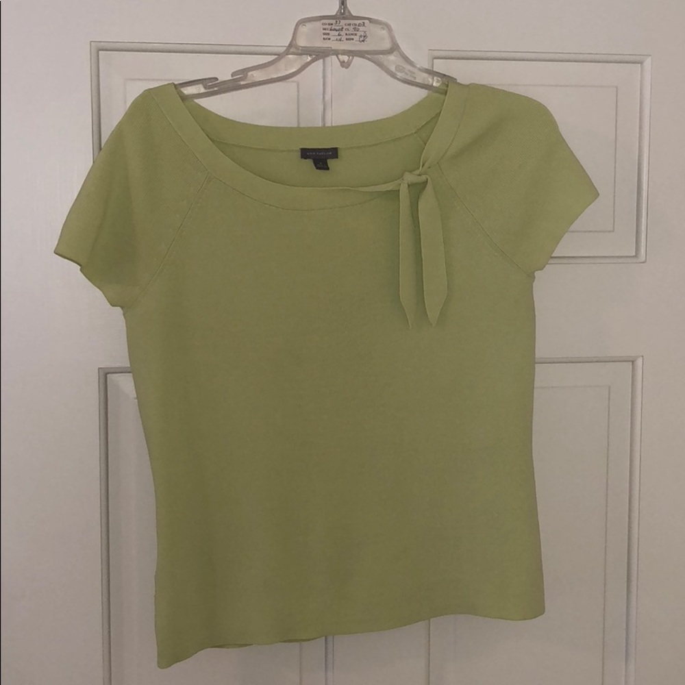 Ann Taylor short sleeved shirt